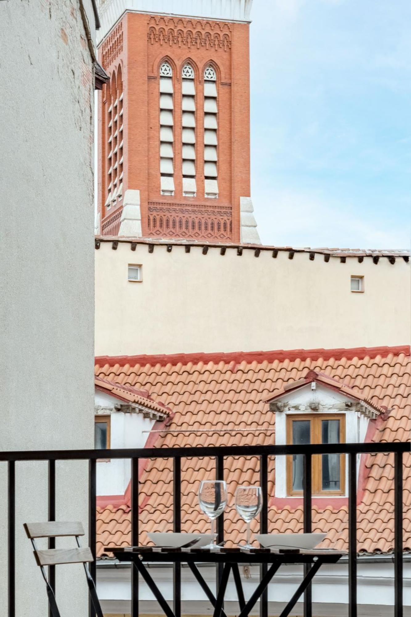 Charming Sol Studios Madrid Exterior foto